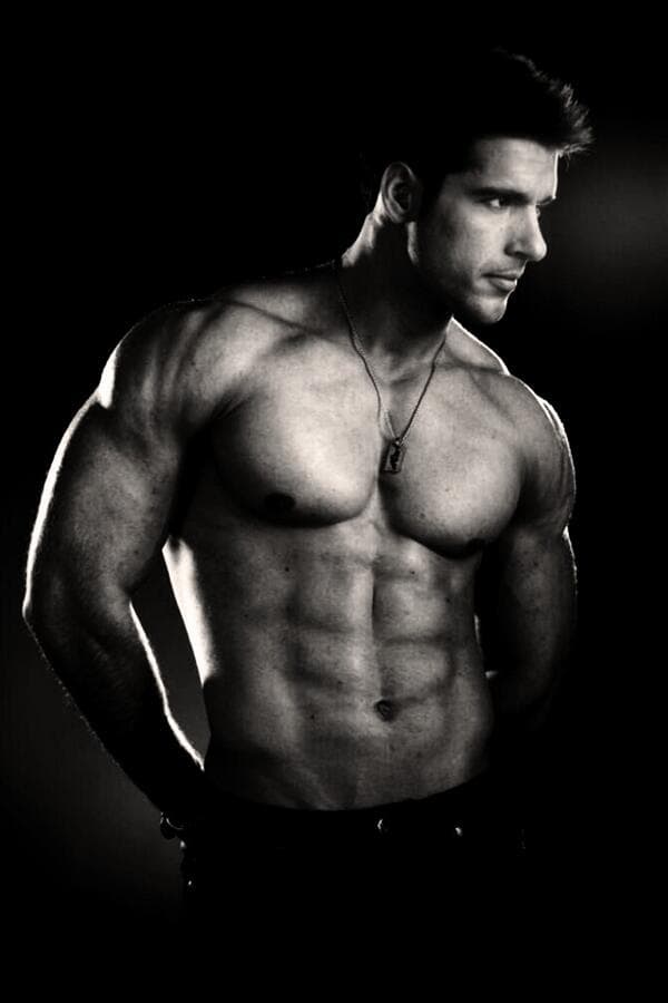 Ojalá lo vemos muy pronto de regreso en la televisión.