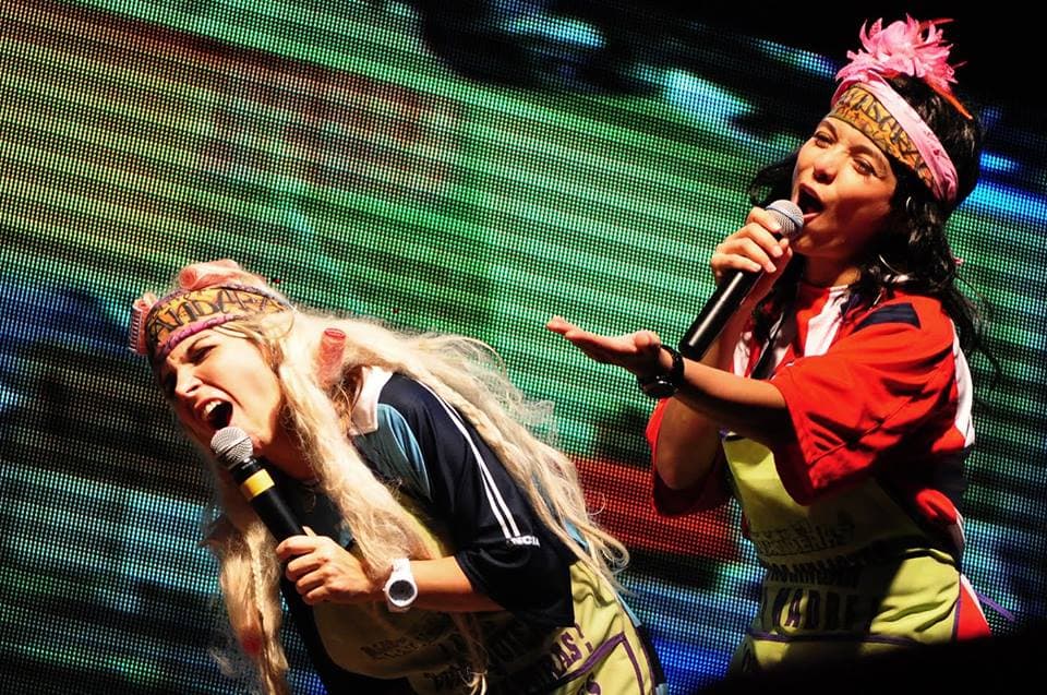 Algunas bromas comenzaron a verse incómodas y la hermandad aparentemente estaba fracturada. 'Las Lavabderas' terminó en noviembre de 2014.