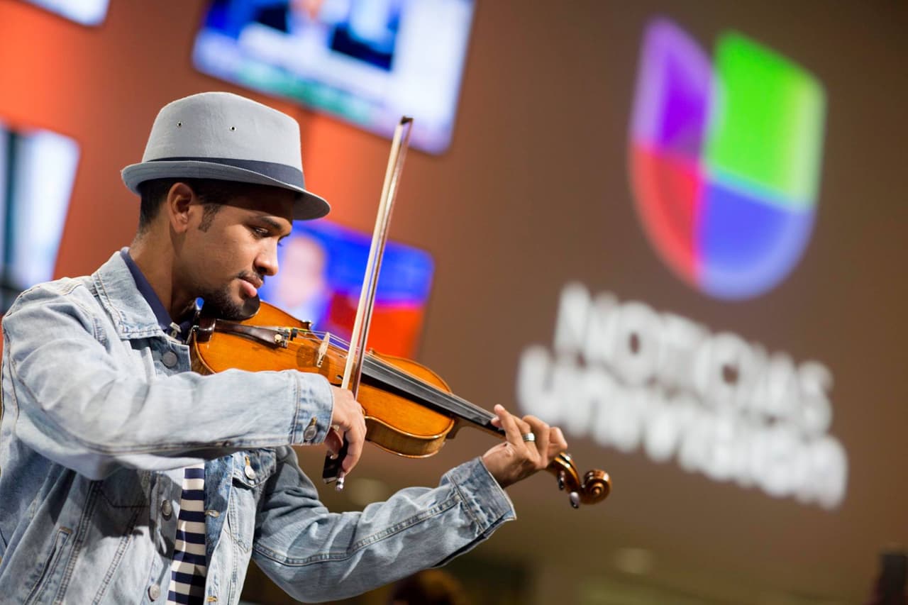 Wuilly Arteaga performing for Univision News in Miami, June 20, 2017