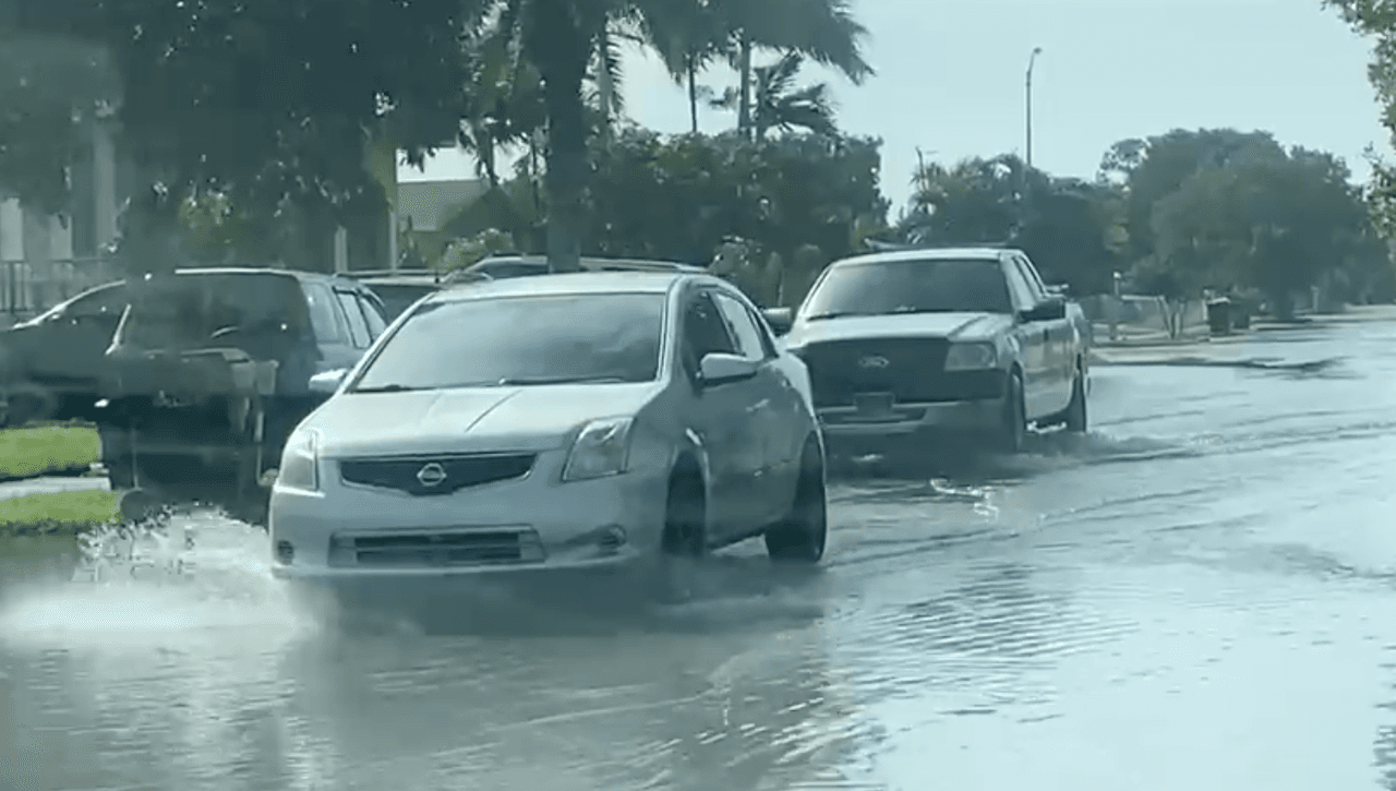Emiten aviso de inundación en Miami-Dade y Broward: se esperan lluvias fuertes esta tarde