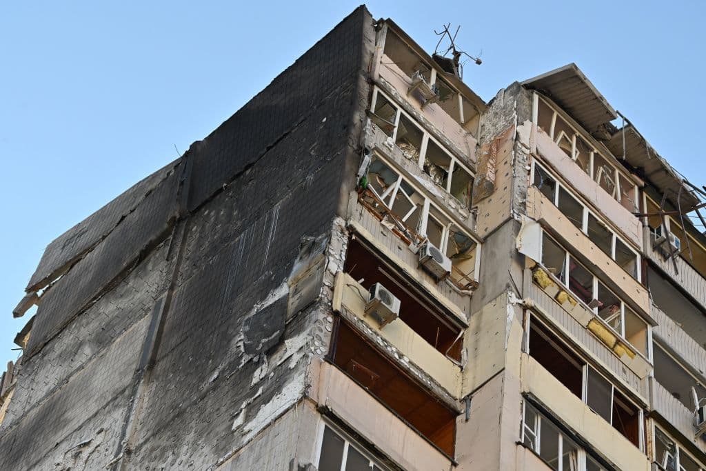 Imagen del edificio destruido en Kiev este jueves.
