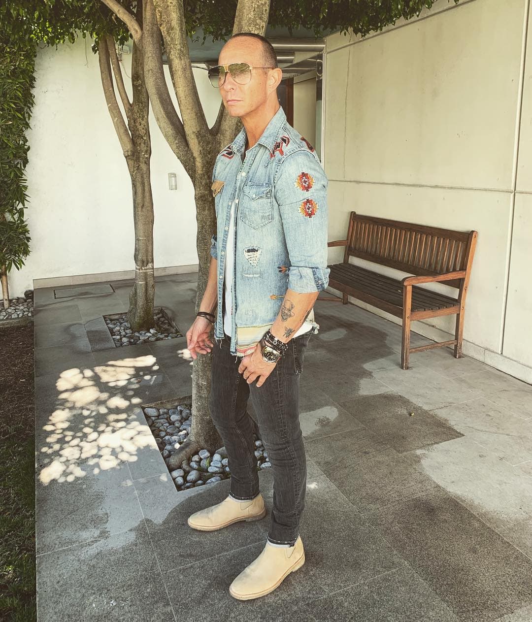 En el evento musical también comentó que se sentía muy afortunado por todas las personas que conoció en su juventud, cuando aún era soltero. Rubín afirmó que al final no se quedó con ganas de nada, refiriendose de manera indirecta a todas las mujeres con las que tuvo una relación.