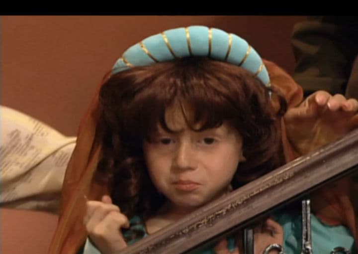 Una triste doncella no quedaría nada mal.