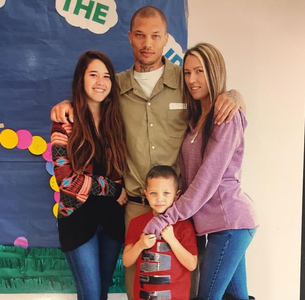 Jeremy es padre de tres pequeños. Ella es Ellianna.