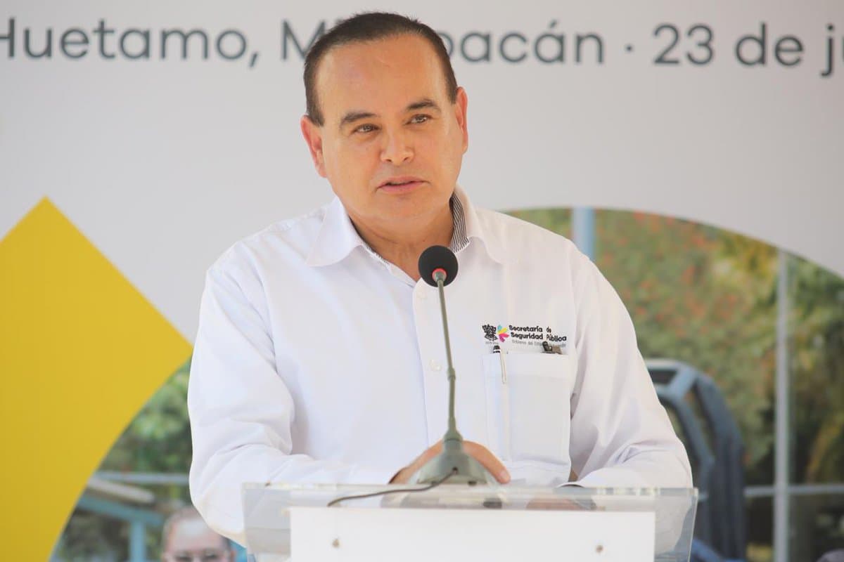 Muere un secretario de seguridad Pública de México al estrellarse el helicóptero en el que viajaba