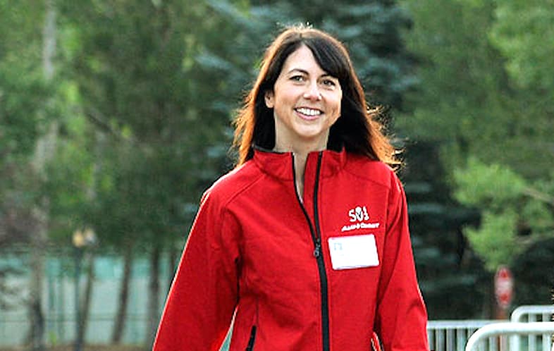 MacKenzie Scott, exesposa de Jeff Bezos, dona $40 millones a una universidad en Florida