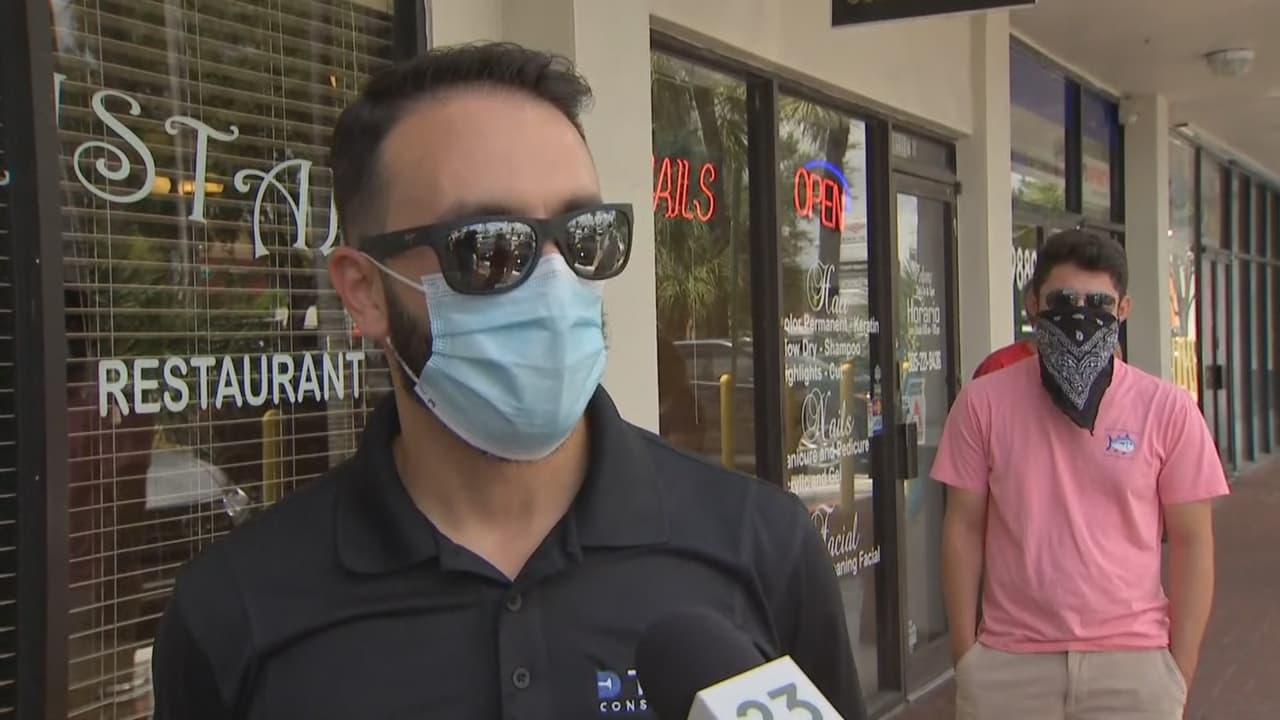 “Está es una muy mala noticia, desde niños veníamos aquí con la familia, así que no estamos nada contentos”, comentó uno de los clientes de ‘Río Cristal’, y la suya es una historia que se repite entre miles de miamenses.
<br>