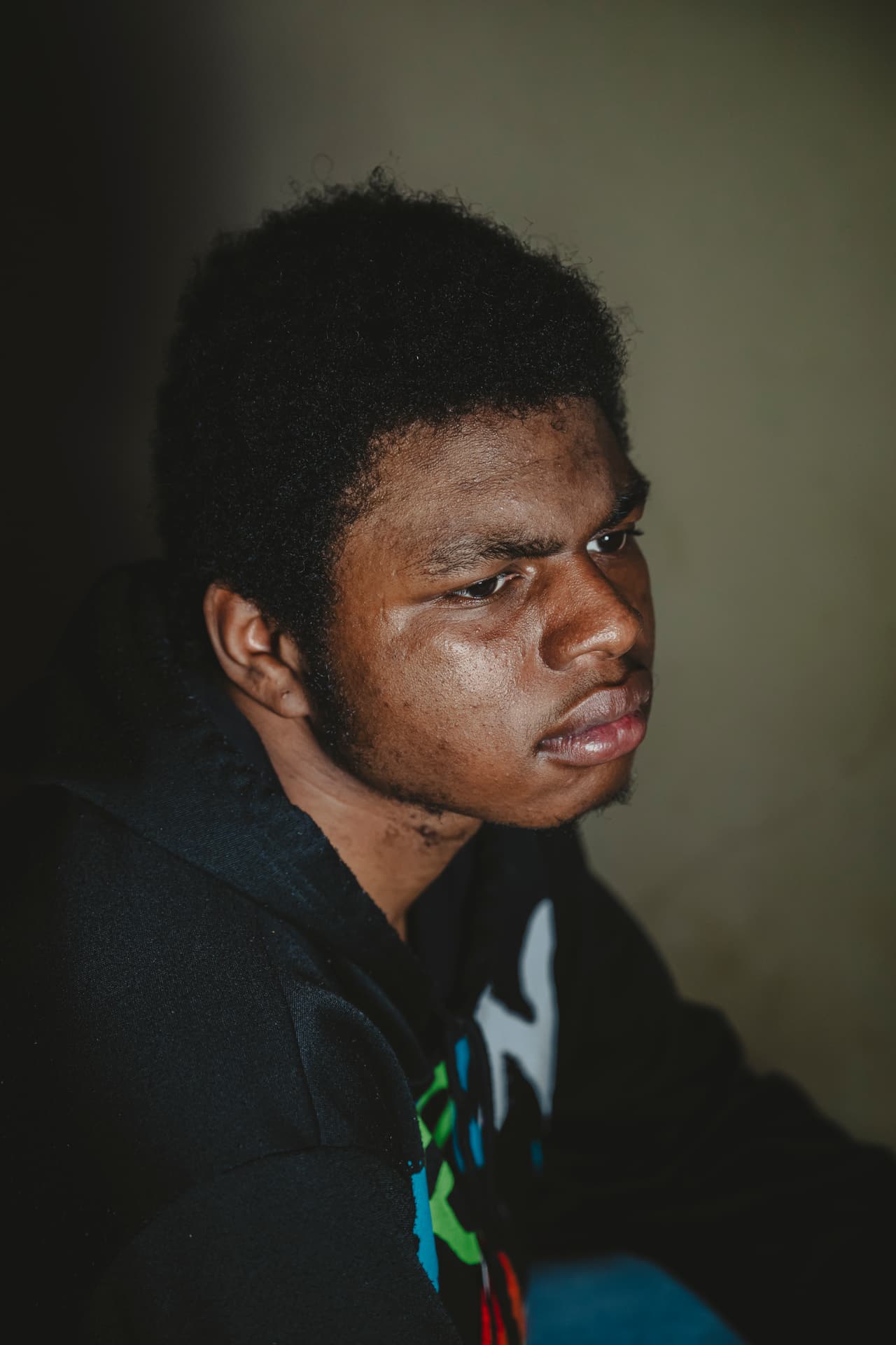Tayshawn Chadwick recibió descargas con una pistola eléctrica por un agente escolar.