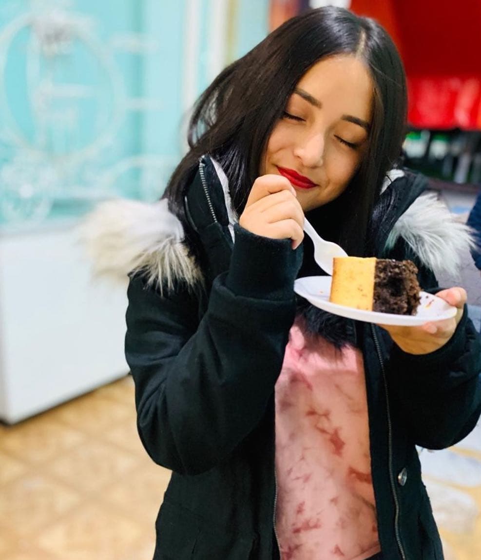 Además, sabe que la educación es importante y quiere también ser dentista.