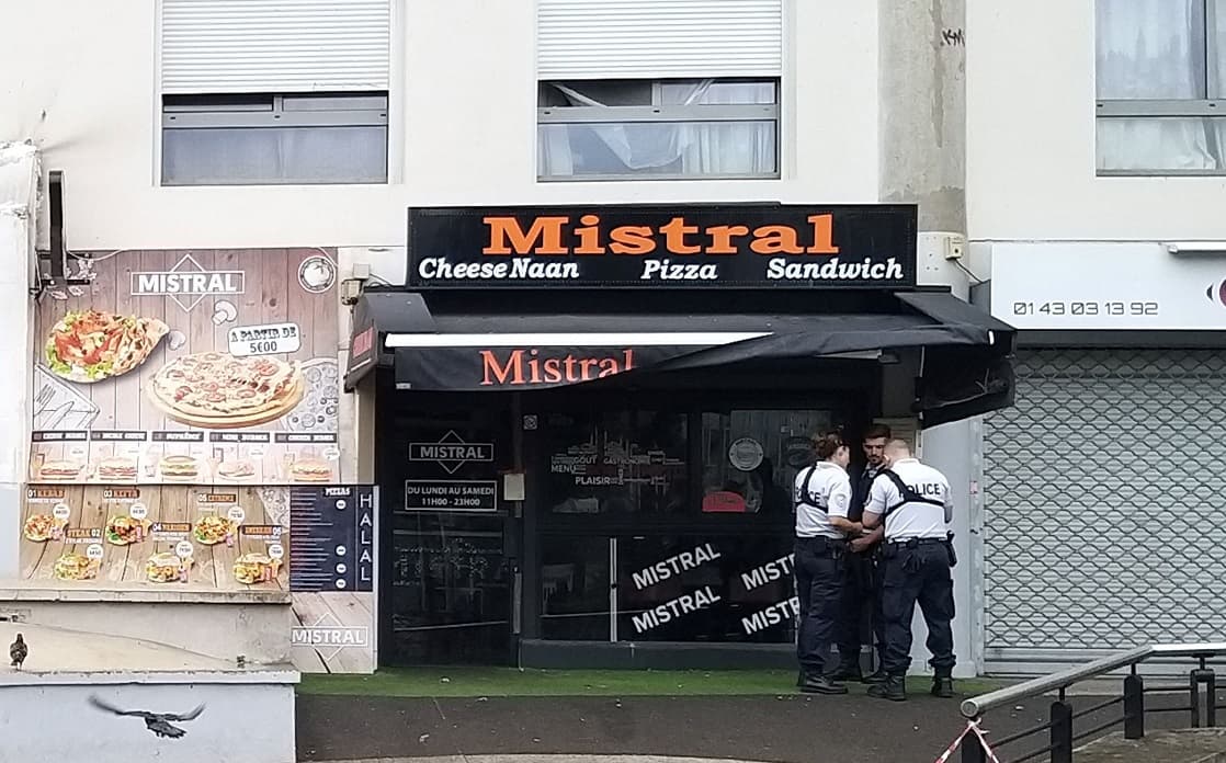 Un cliente asesina de un disparo al empleado de pizzería por tardar mucho tiempo en prepararle una orden