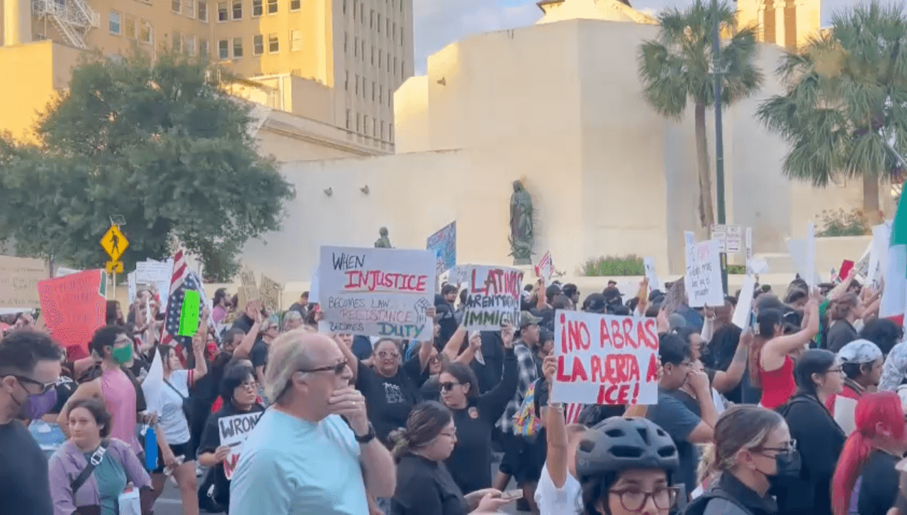 San Antonio no ha sido la excepción en detenciones de ICE. Por semanas, se han registrado decenas de arrestos en la Corte de Inmigración ubicada en la calle Dolorosa.