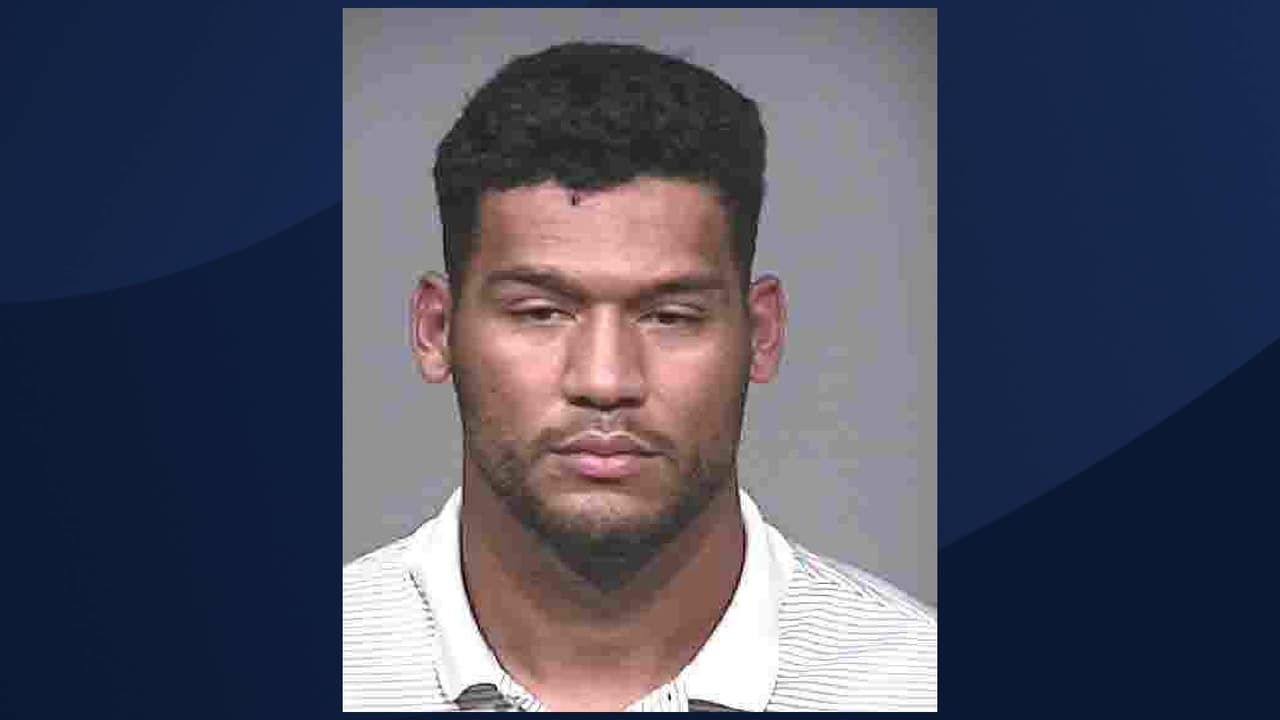 Arrestan a jugador de los Cardenales por conducir a exceso de velocidad en Scottsdale