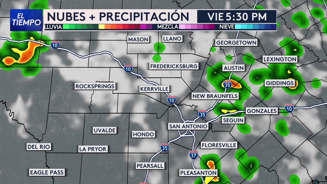 En San Antonio y Austin, la mayoría de las áreas permanecerán secas, pero donde se desarrolle una tormenta podría caer un aguacero fuerte en poco tiempo, acompañado de descargas eléctricas ⚡