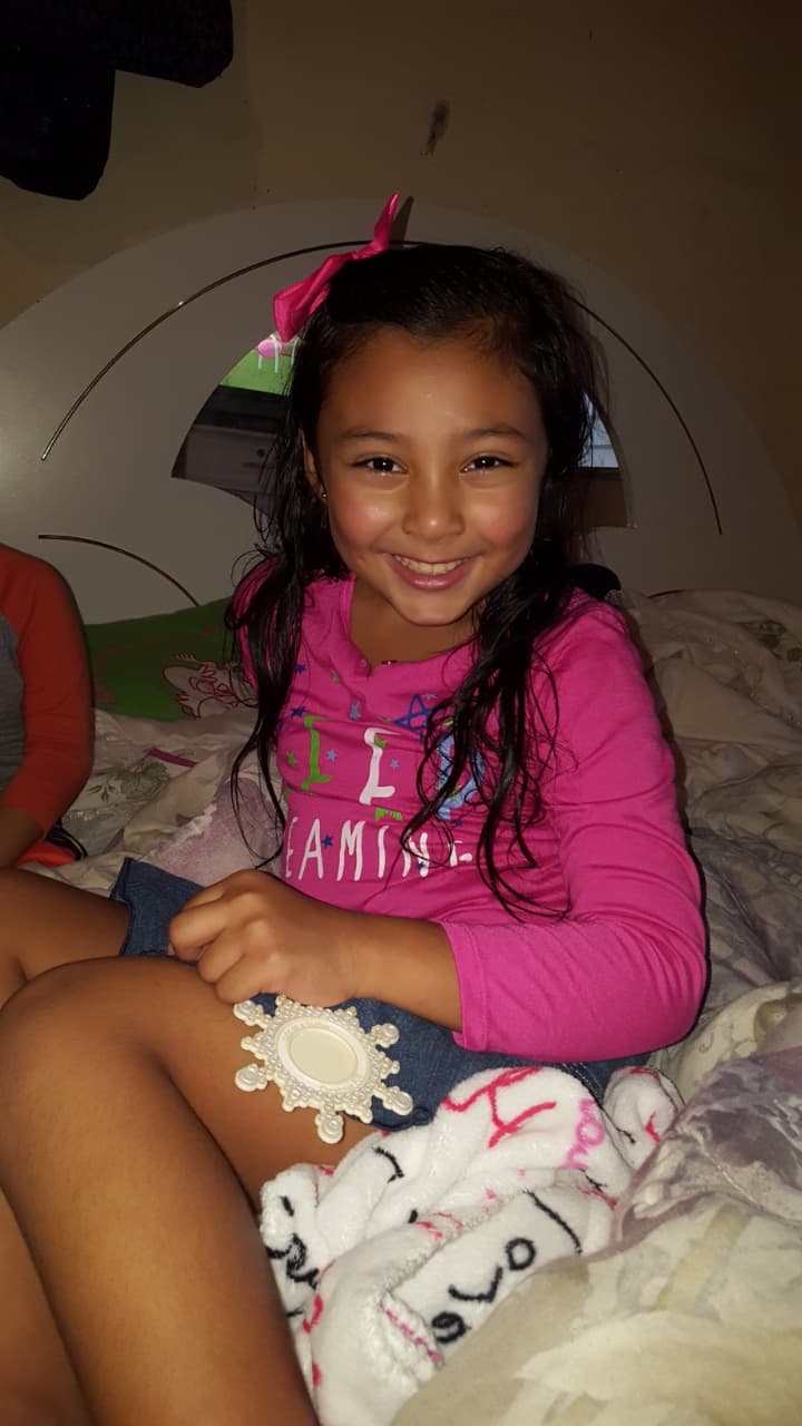 Zury de regreso en su casa el viernes.