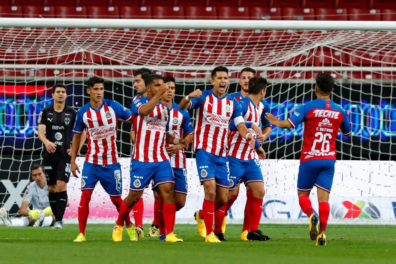 <b>Chivas | 5º | 16 puntos | </b>No es que les reste un calendario fácil, pero hoy por hoy, estarían en Liguilla, tienen marca de 4 juegos sin perder y están a tiempo para recuperar jugadores que fueron víctimas de la influenza y estar listos para cerrar el torneo en las últimas cuatro jornadas ante equipos como América, Santos y Pumas, siendo el Clásico Nacional, el más trascendente de todos.