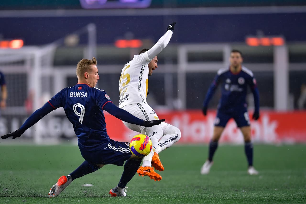 New England Revolution fue muy superior a los Pumas y se impuso gracias a un doblete de Adam Buksa y otro tanto de Sebastian Lletget.