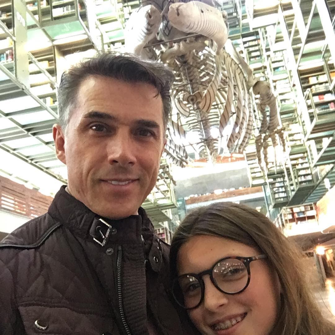 "
<b><a href="https://www.univision.com/radio/raul-brindis/de-lavacoches-a-yerno-de-jose-jose-cuestionan-al-esposo-de-sarita-y-nuevo-encargado-de-regalias-video" target="_blank">Déjenlo descansar</a></b>, van las cosas muy bien, no entiendo por qué desviar la atención con un tema tan absurdo, tan estúpido, cuando todo va tan bien", expresó.