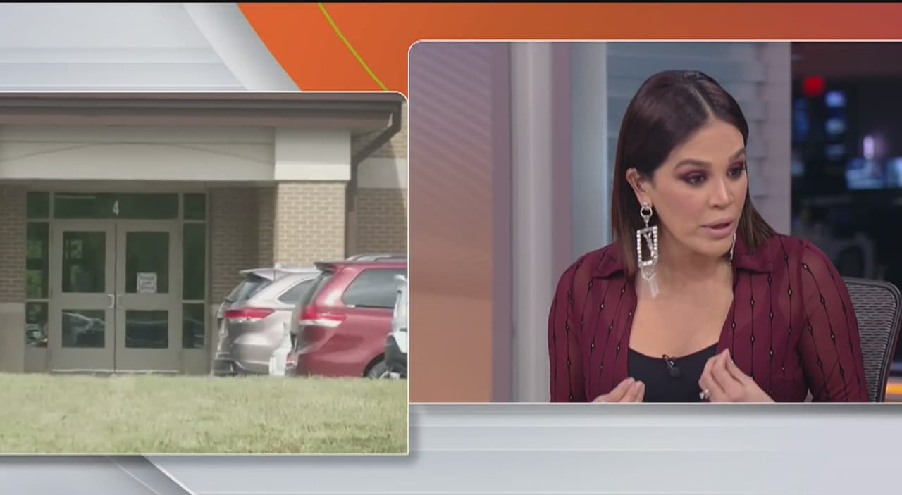 La nota que compartió Karla Martínez decía que la intención de los docentes era proteger a los alumnos de las decepciones amorosas y enfocarlos en los estudios.