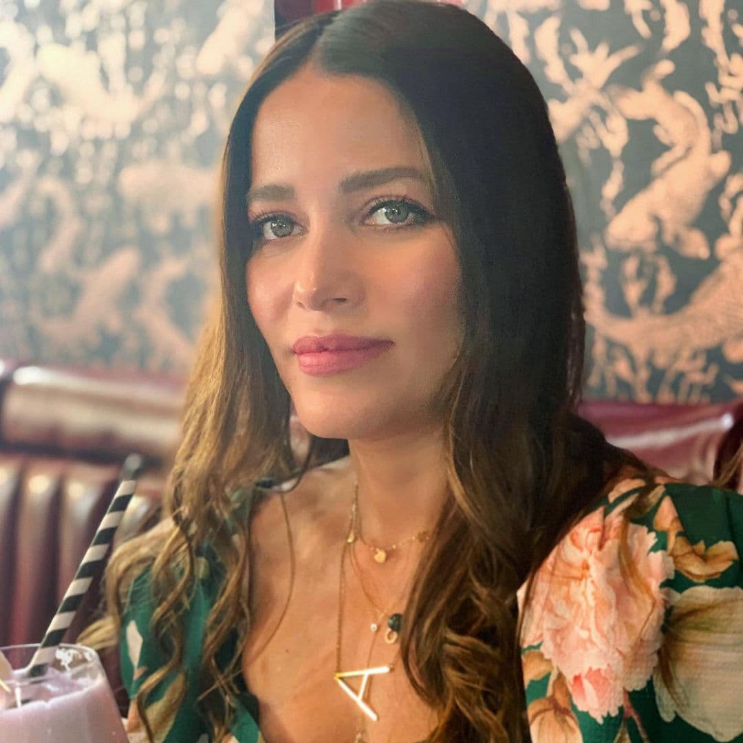 "Creo que hay un estereotipo muy marcado de latino que sí hay que romper, yo creo que
<b> es parte de mi misión</b> el decirles: 'Soy jarocha, soy veracruzana, aquí estoy, tengo acento'".
<br>