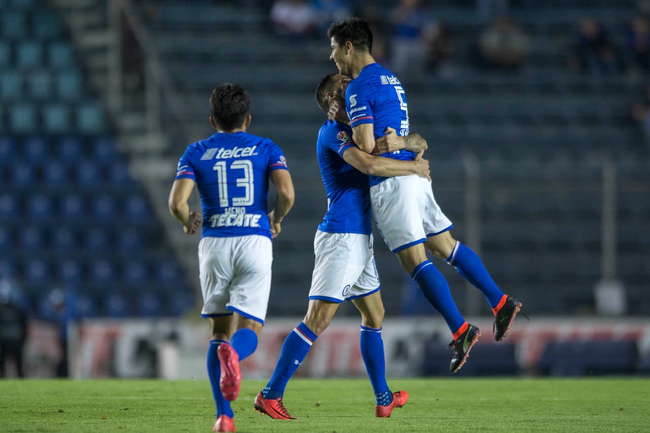 La igualdad le abre una posibilidad matemática pero en ese momento el Cruz Azul pensó en el triunfo que le diera oxígeno.