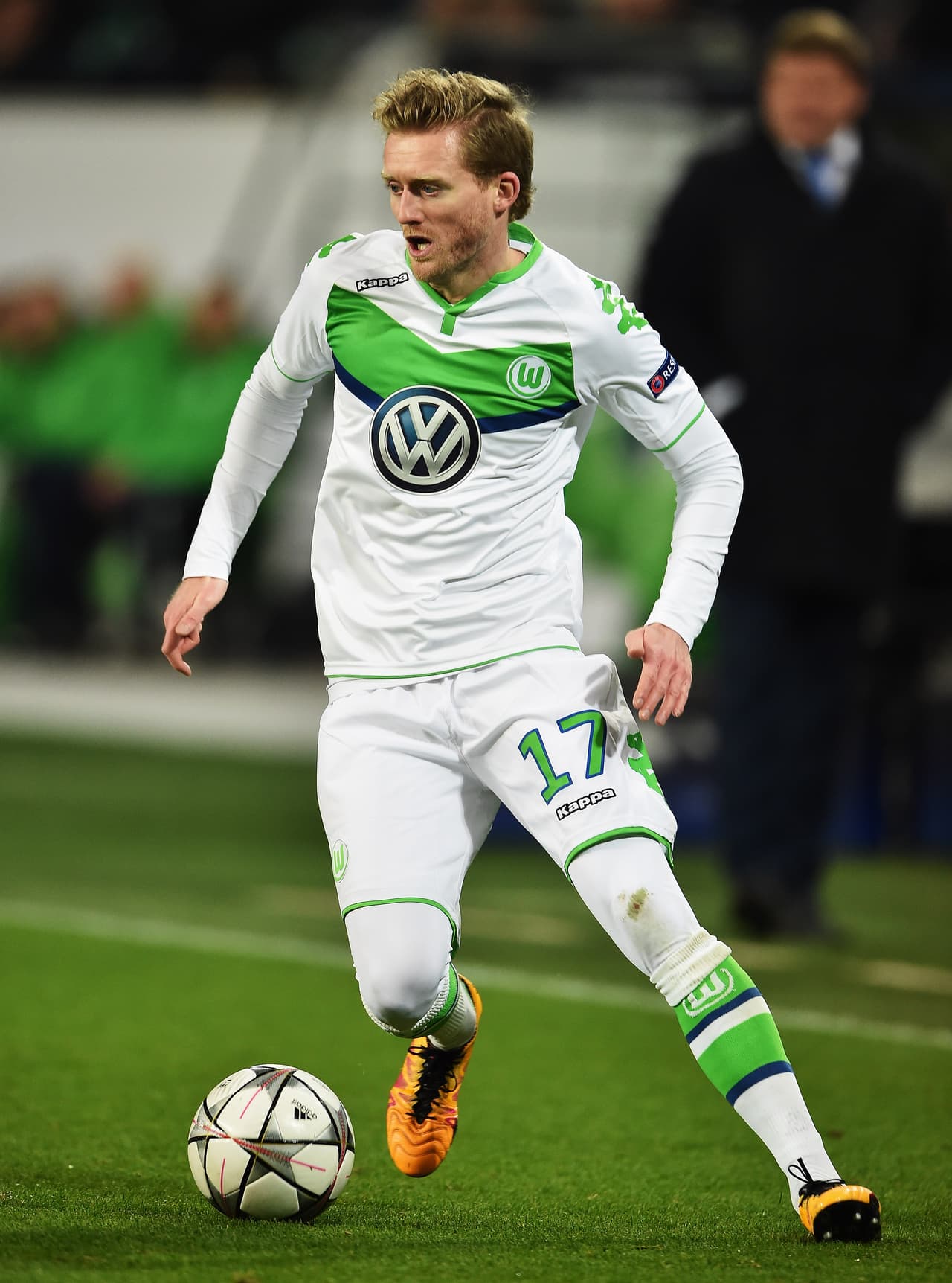 El delantero alemán André Schürrle pasó del Wolfsburgo (ALE) al Borussia Dortmund (ALE) en 30.000.000 de euros.