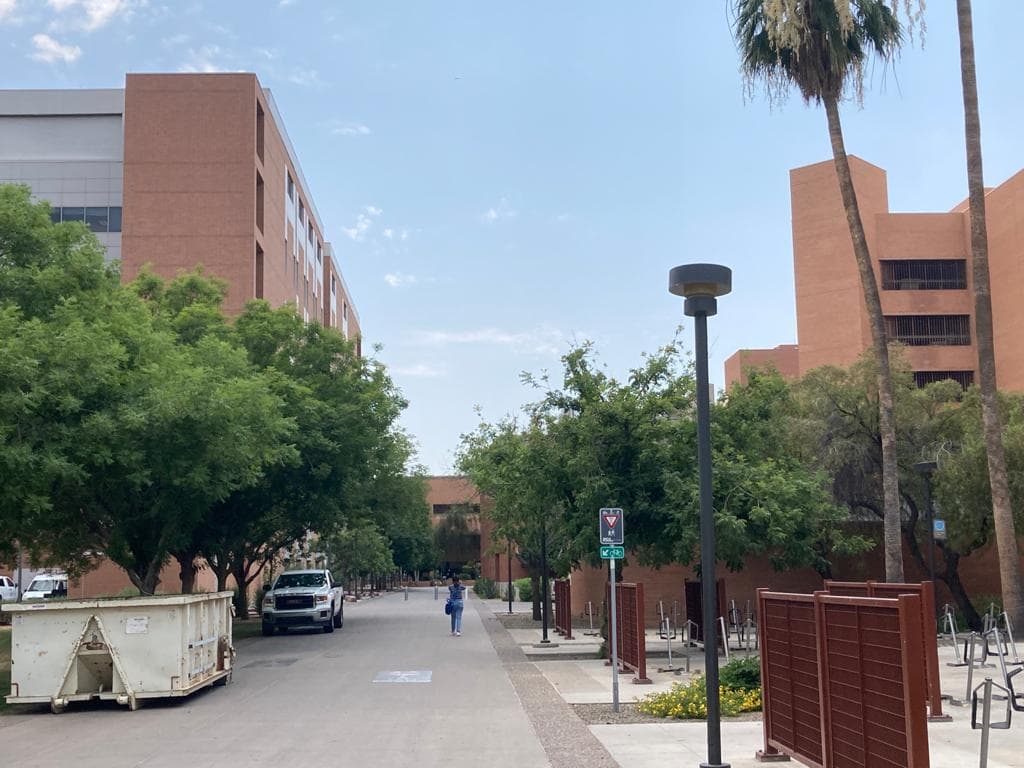 Un nuevo estudio muestra que la variante delta covid-19 produjo cantidades similares de virus en personas vacunadas.