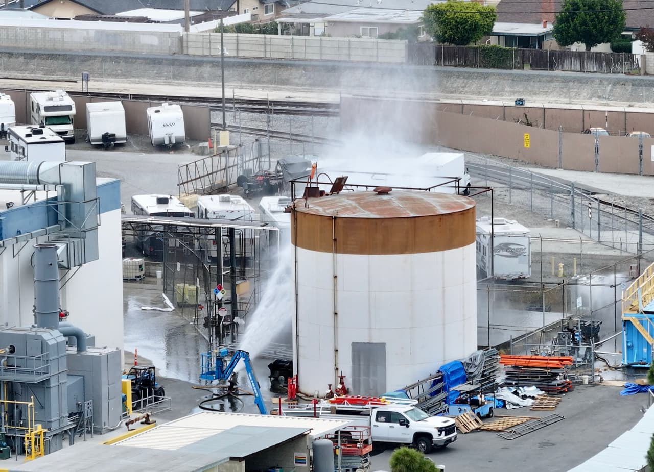 Evacuan a miles en Garden Grove: el tanque tóxico que podría explotar en una planta aeroespacial