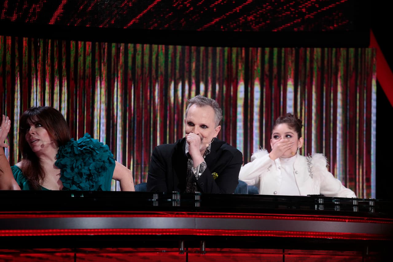 La caída causó preocupación en principio, pero al final todos los miembros del jurado rieron.