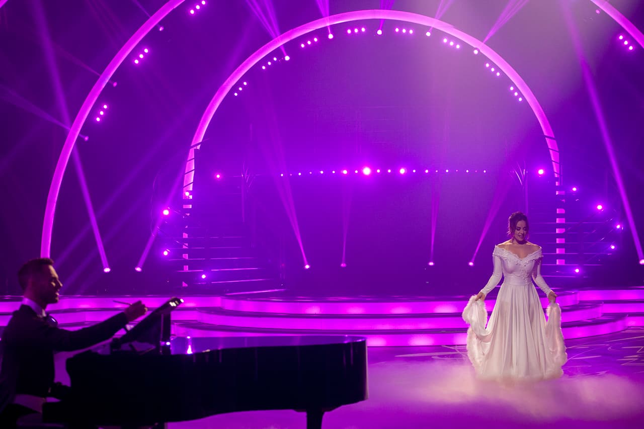 Rosie ejecutó un número de vals. Bailó a ritmo del tema 'María Bonita', del compositor mexicano Agustín Lara.