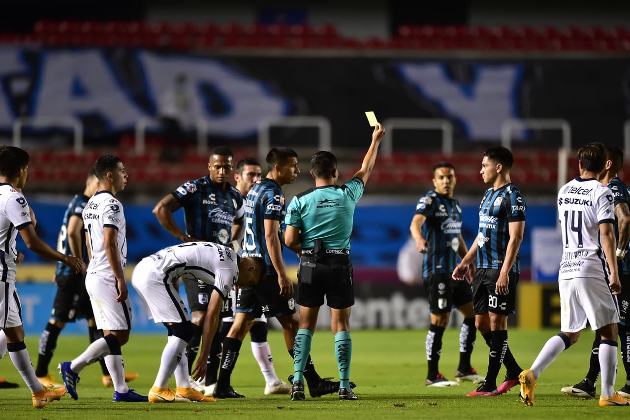 José Gurrola y Ángel Sepúlveda fueron los encargados de darle la victoria a los Gallos 2-0 sobre los Pumas.