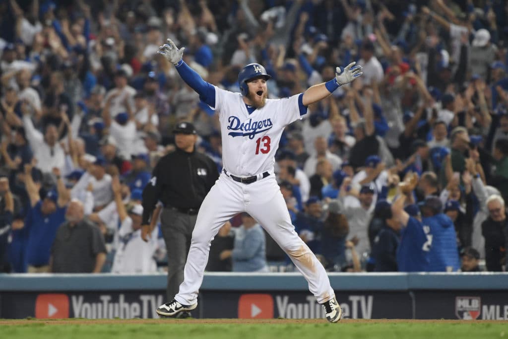 ¡Max Muncy lograba lo esperado! El triunfo le permite soñar a Los Angeles Dodgers con revertir la desventaja inicial de 2-0 ante Boston Red Sox gracias al agónico triunfo por 3-2 en la madrugada de este sábado.