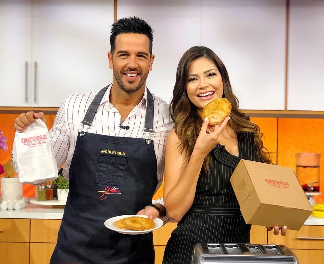 Chef Yisus no perdió la oportunidad de decirle a su amiga que está con ella en el ciclo que recién abre: “Mucho éxito mi flaca querida. Sé que este paso lo estás dando como debe ser, con mucha alegría y fe. Fue un verdadero placer alimentar esa barriguita sin fondo por más de dos años. Voy a ti. Dios te bendiga”.
<br>