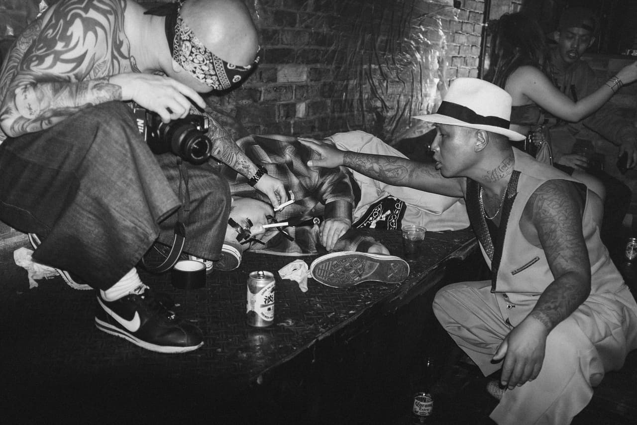 Algunos grupos de Japonés están fascinados con la cultura chicana de California.