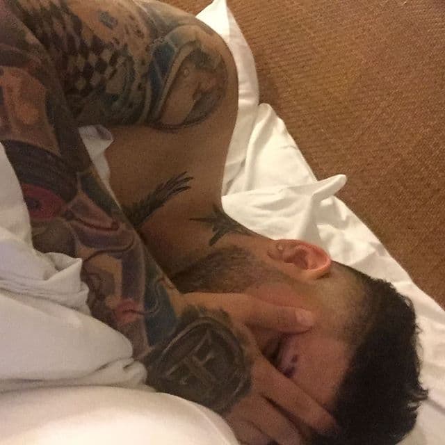 Sus responsabilidades como padre y músico no lo han desanimado, sino todo lo contrario.