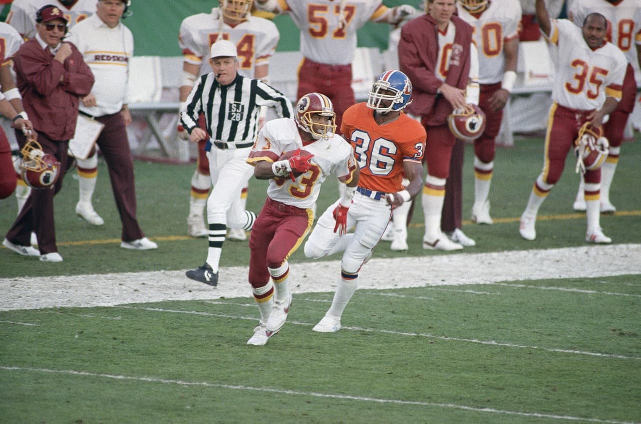 SUPER BOWL XXII. Un año después regresaron al partido grande pero... perdieron 42 - 10 con los Washington Redskins