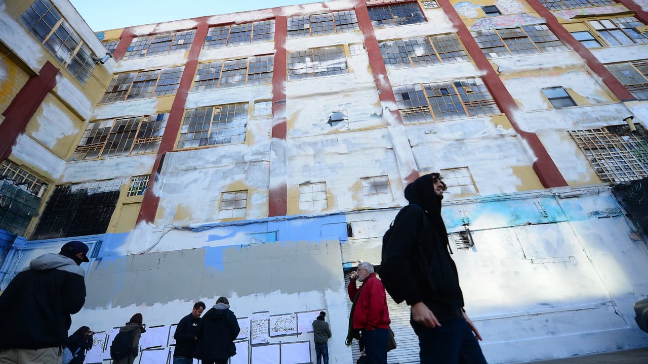 Juez ordena compensación millonaria para grafiteros cuyas obras fueron borradas en Queens