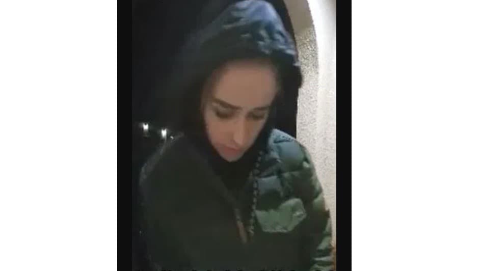 El Departamento de Policía de Bakersfield está solicitando la ayuda del público para identificara esta mujer.