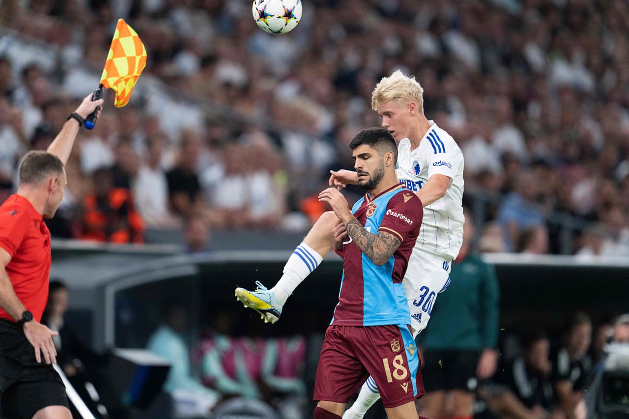 Grandes emociones se vivieron en los primeros juegos de la ida de los Playoffs de la Champions League: Rangers 2-2 PSV, Copenhague 2-1 Trabzonsport y Bodo/Glimt 1-0 Dinamo Zagreb.