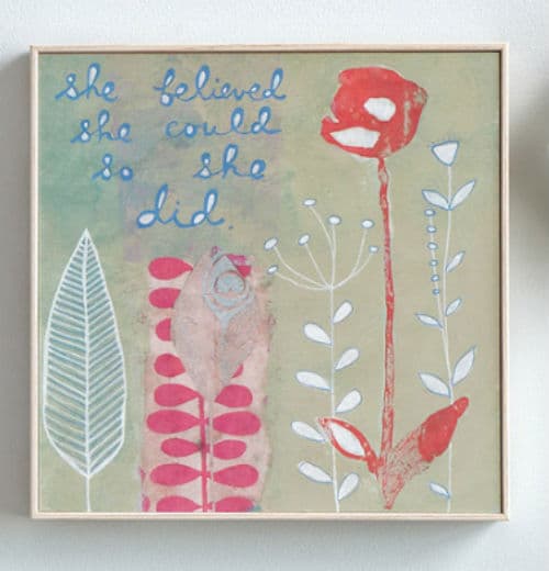 Para las graduadas que buscan constante inspiración este cuadro les recordará que son capaces de llegar lejos. (14.90 dólares en Amazon)