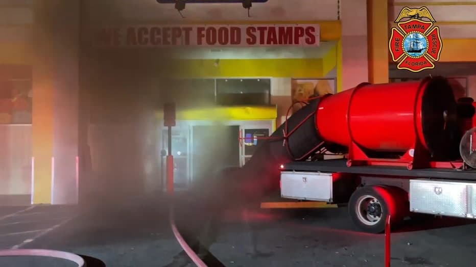 Se incendia tienda Quadro en Tampa; no hubo heridos