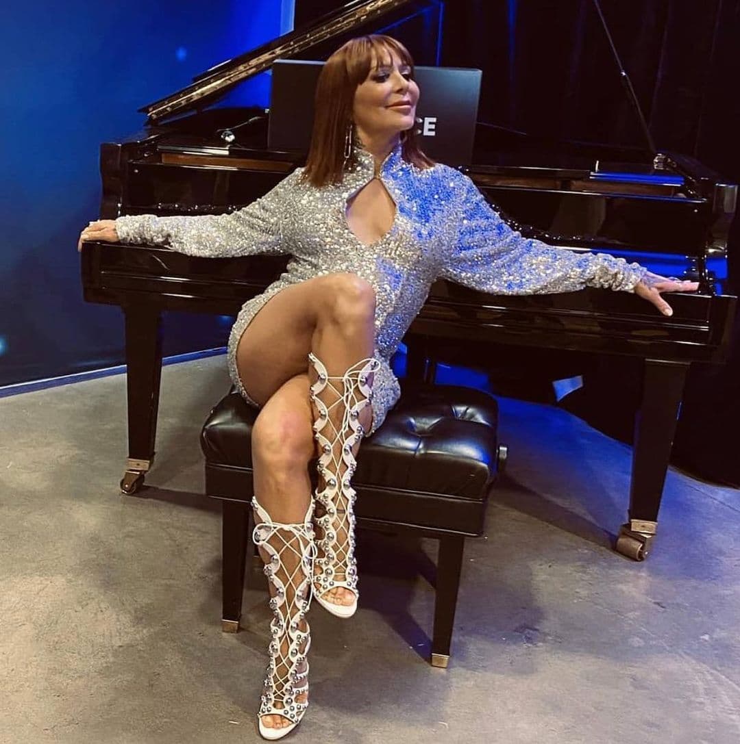 Con 52 años, hoy es un referente en la industria musical.