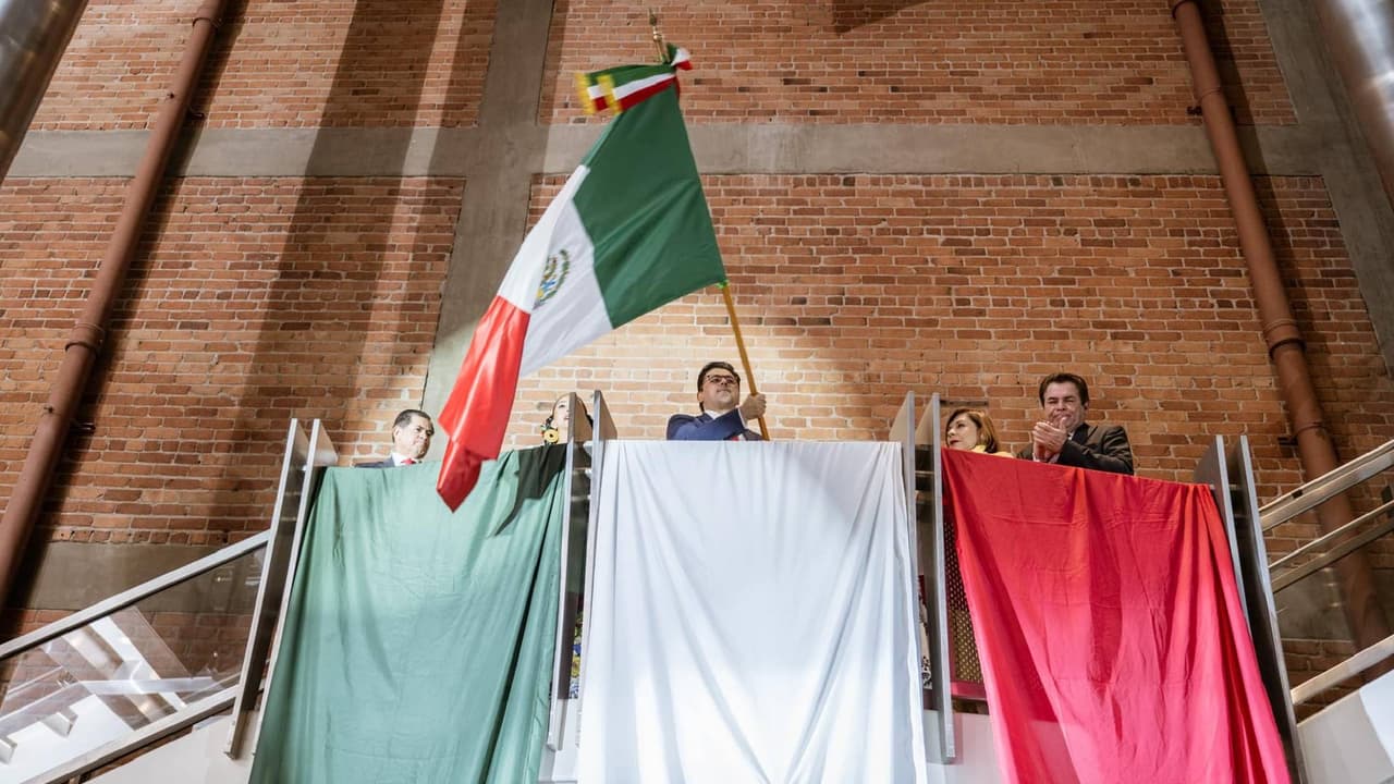 Celebra el tradicional Grito de Independencia de México en Phoenix