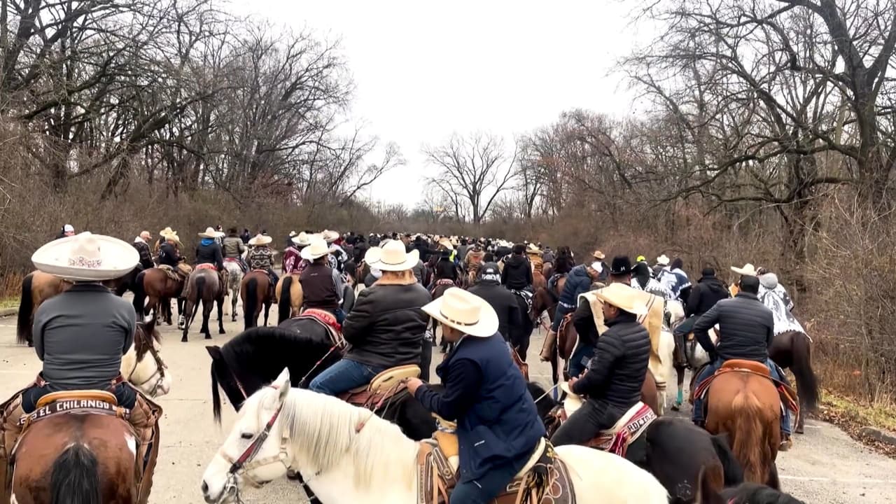 Más de mil jinetes participaron en la cabalgata hasta el Santuario del Cerrito del Tepeyac.