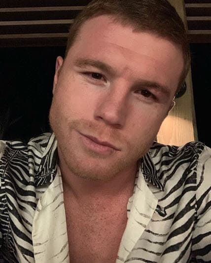 “Dile que con mucho gusto, que con todo mi corazón que es un sí rotundo, dile que no tiene que firmar nada, que me diga cuánto necesita para sus terapias, yo se las doy, por favor”, se le escucha al boxeador en su propia voz.