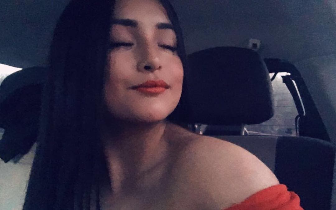 Bajo la representación de sus padres, quienes se encargan de todo lo que tiene que ver con su carrera, busca seguir en el medio artístico y anhela crear su propia música.