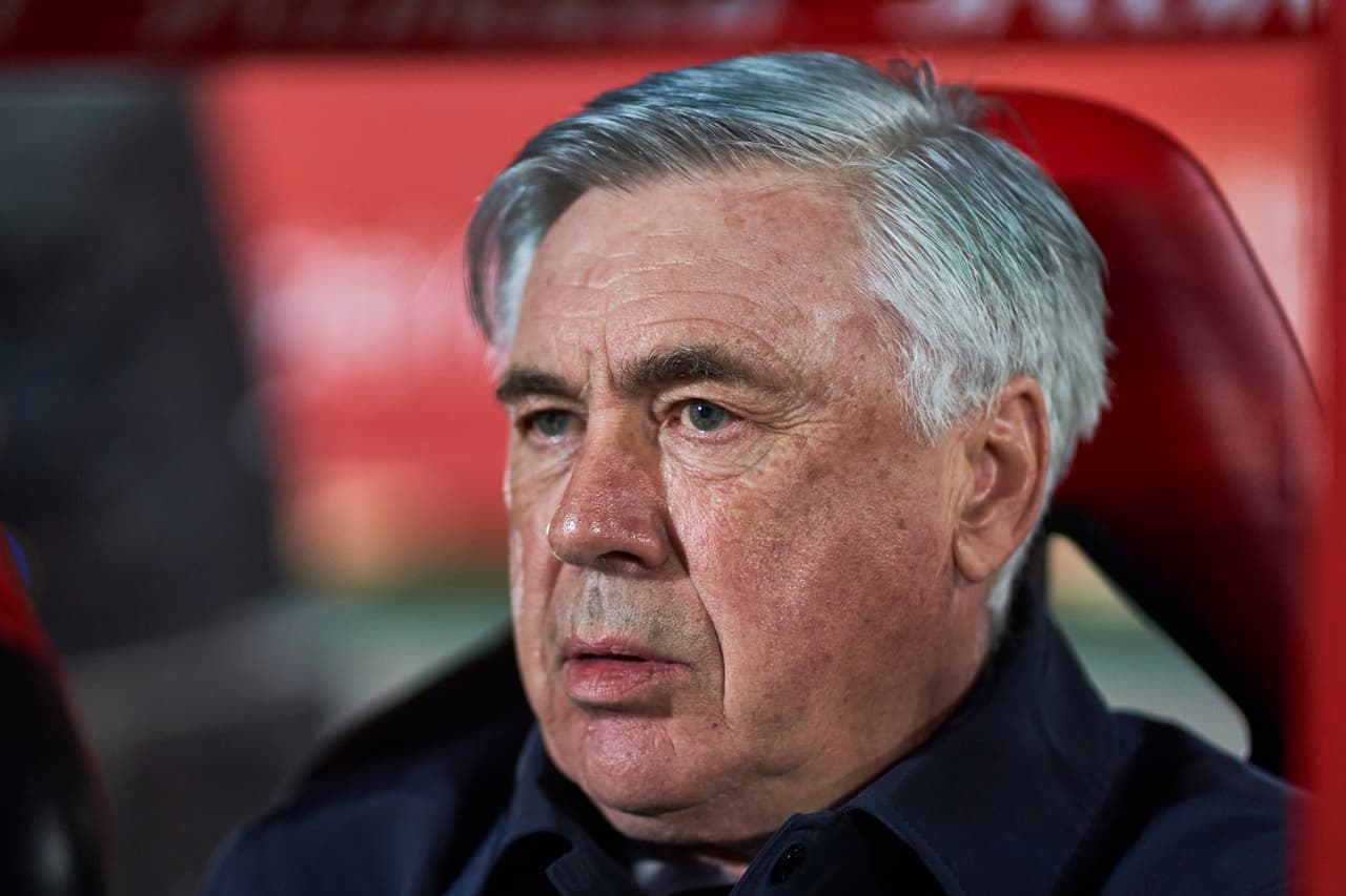 Carlo Ancelotti no pudo viajar a Londres con el Real Madrid.