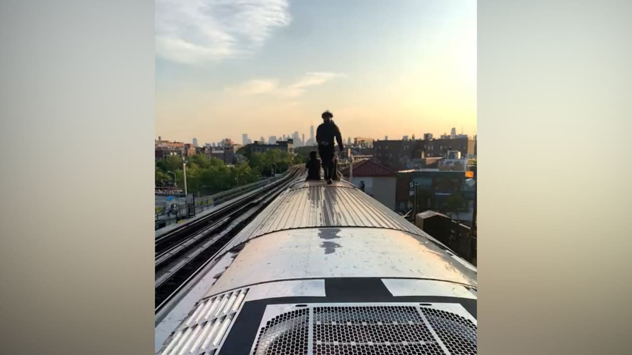 Otro adolescente muere por surfear en el subway; es el segundo en una semana