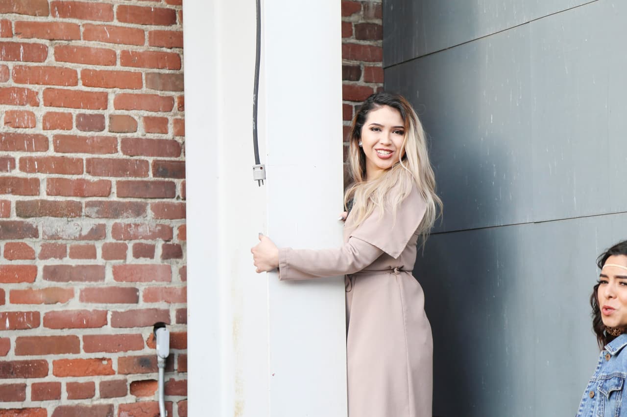 La primera eliminación de La Reina de la Canción fue muy dura, pues los capitanes seleccionaron a cuatro chicas para que dejaran la competencia: Paloma Carrasco, Vivian Mitre, Gabby Castro y Claudia Fernanda.