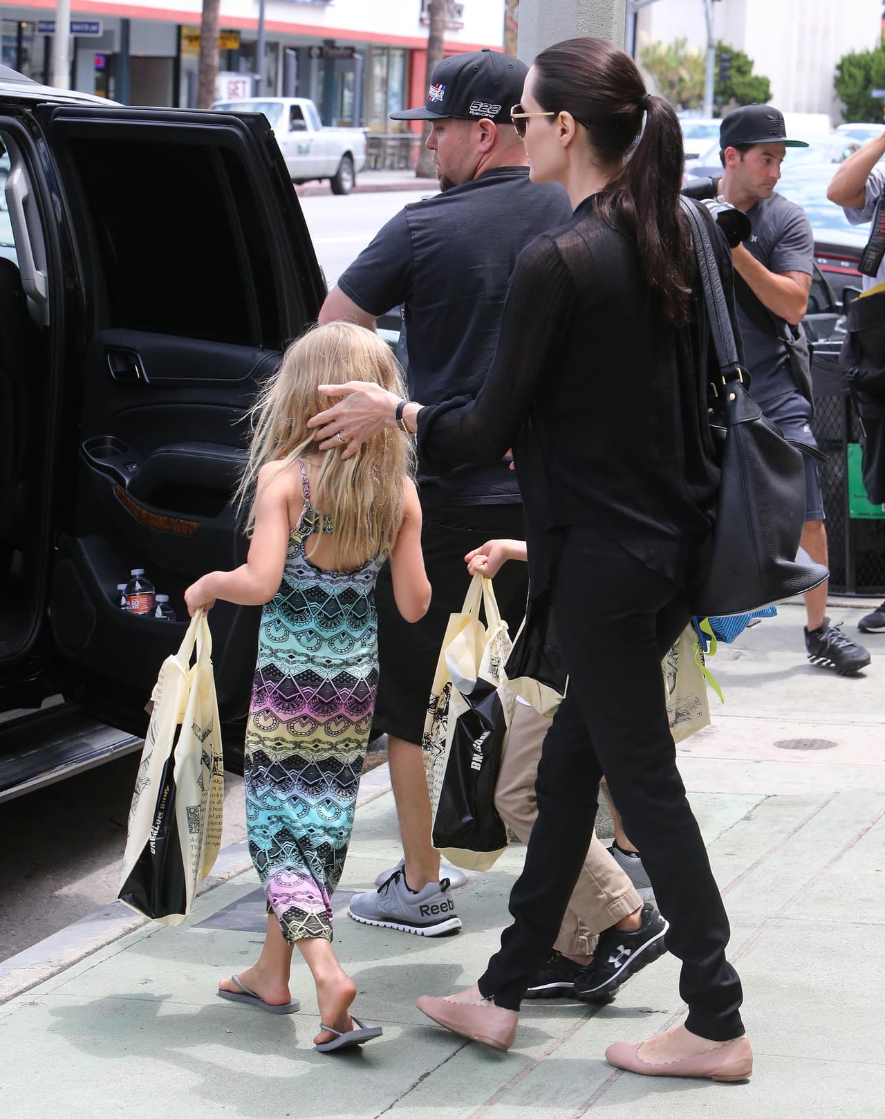 Nos parece fantástico que la actriz les inculque el gusto por la lectura.