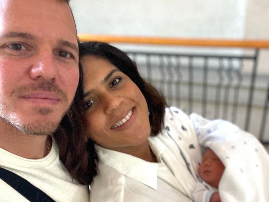 Con esta imagen, la dominicana presentó oficialmente a la familia Zampogna: Francisca, Francesco y Gennaro.